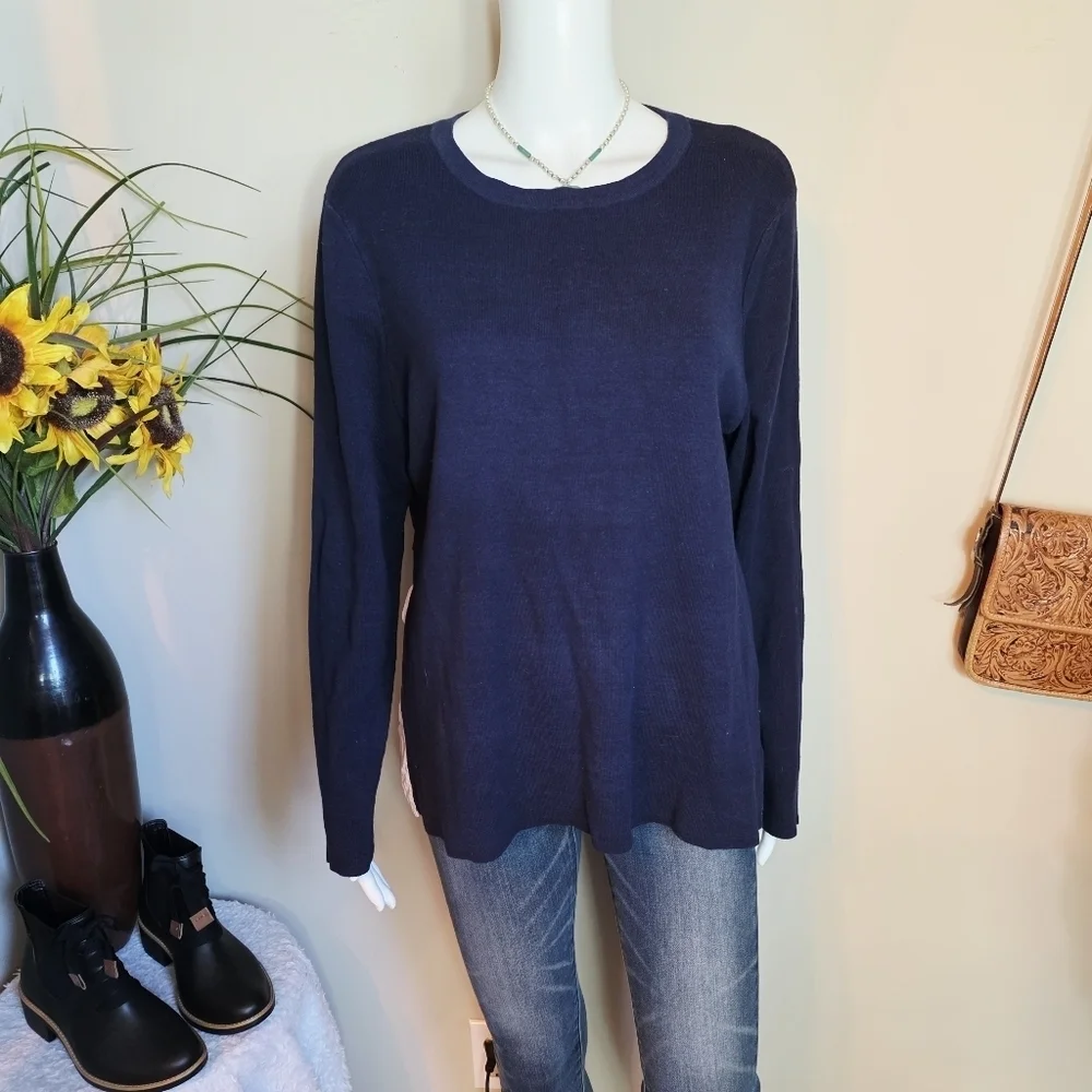 N/A elegant navy